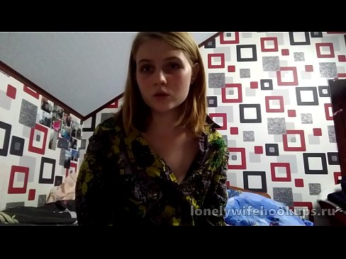 ❤️ Mladá blond študentka z Ruska má rada väčšie vtáky. Šukanie video na nás ❌❤